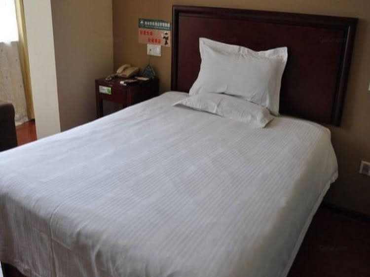 GreenTree Inn Hunan Zhangjiajie Forest Park JinBian Road Express Hotel GreenTree Inn Hunan Zhangjiajie Forest Park JinBian Road Express Hotel