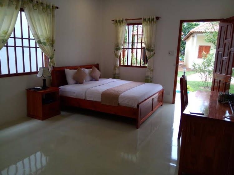 Highland Bungalow2