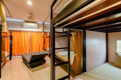 Bunk Bed in Mixed Dormitory Room