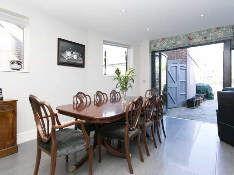Veeve 3 Bed 3 Bath House Valonia Gardens Wandsworth Veeve 3 Bed 3 Bath House Valonia Gardens Wandsworth