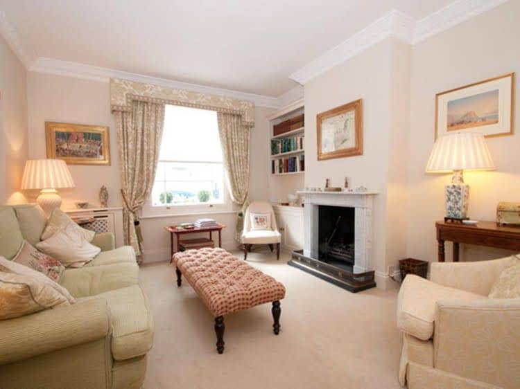 Veeve Smith Terrace Pretty Mews House 3 Bed 2 Bath Chelsea Veeve Smith Terrace Pretty Mews House 3 Bed 2 Bath Chelsea