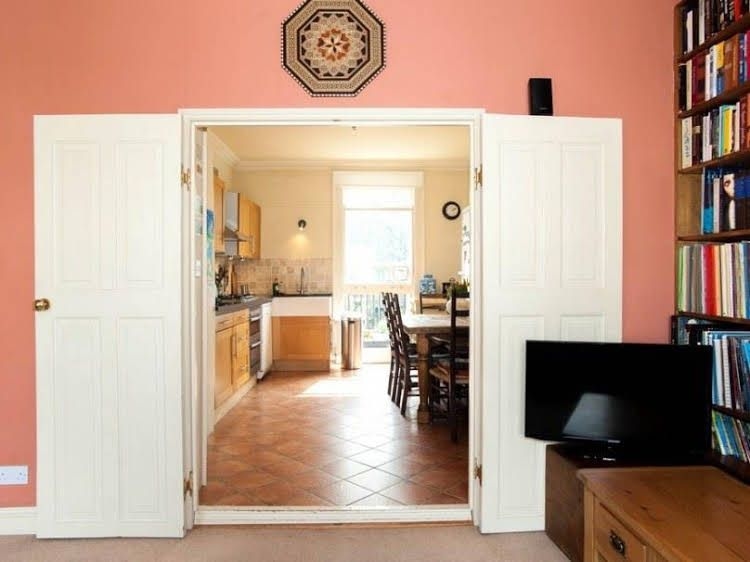 Veeve 3 Bed House On Oakley Road East London0