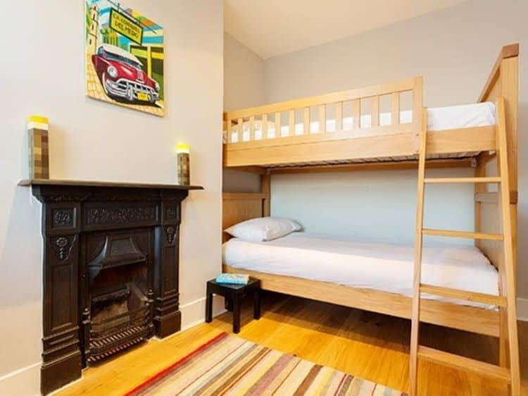 Veeve 3 Bedroom Home Marjorie Grove Clapham Veeve 3 Bedroom Home Marjorie Grove Clapham