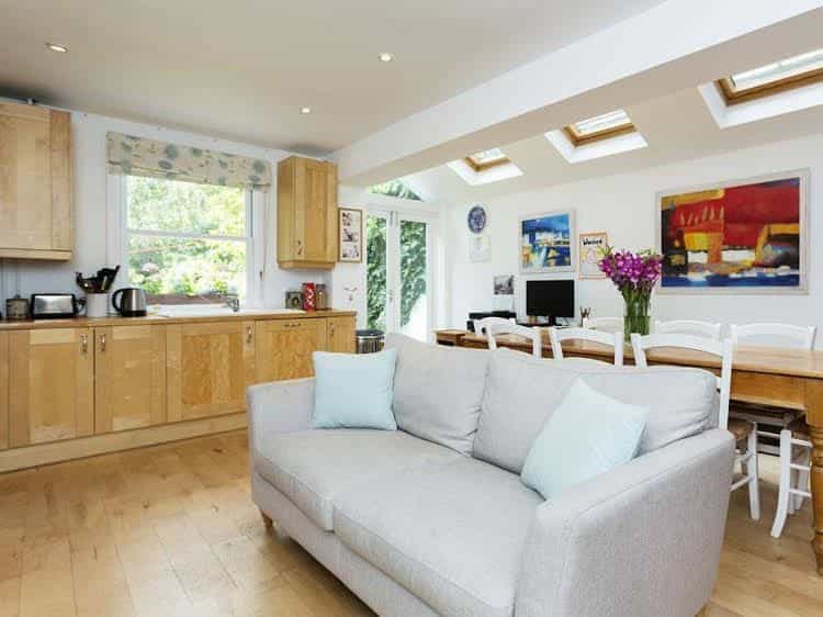 Veeve 2 Bed 1 Bath Flat Honeybourne Road West Hampstead Veeve 2 Bed 1 Bath Flat Honeybourne Road West Hampstead