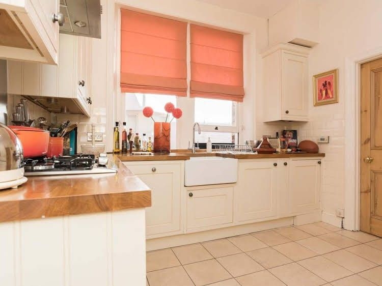 Veeve 2 Bed 1 Bath Flat Honeybourne Road West Hampstead0