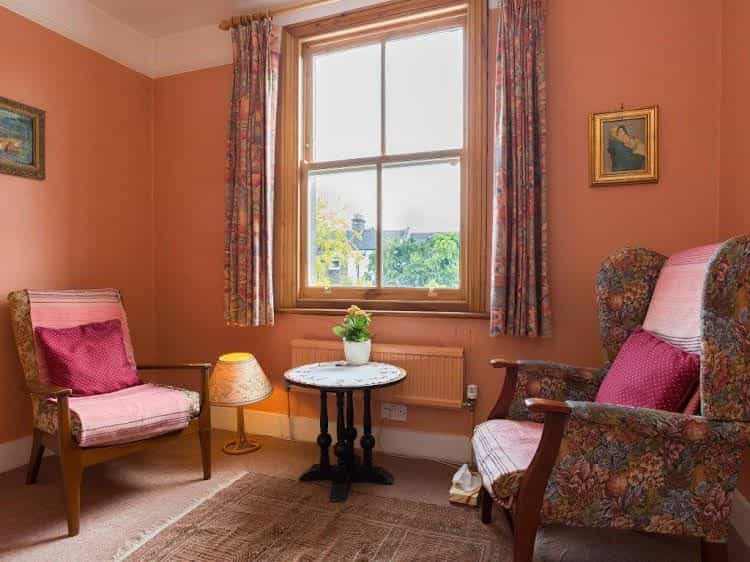 Veeve SemiDetached 3 Bed House On Clovelly Road Ealing Veeve SemiDetached 3 Bed House On Clovelly Road Ealing