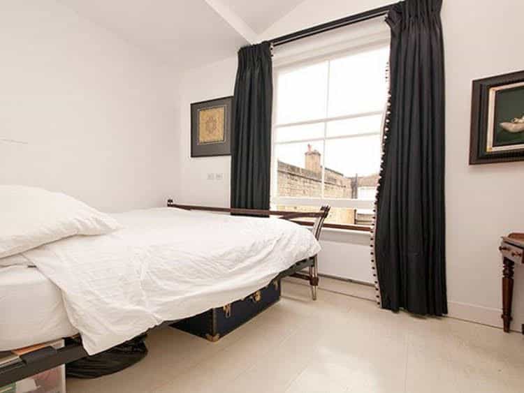 Veeve Classic Kensington 4 Double Beds Stanford Road Kensington Veeve Classic Kensington 4 Double Beds Stanford Road Kensington