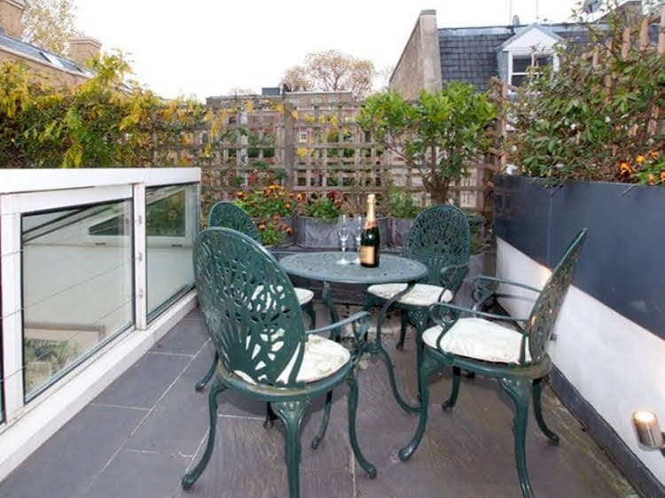 Veeve Queensdale Pl 3 Bed 3 Bath Mews House Parking Veeve Queensdale Pl 3 Bed 3 Bath Mews House Parking