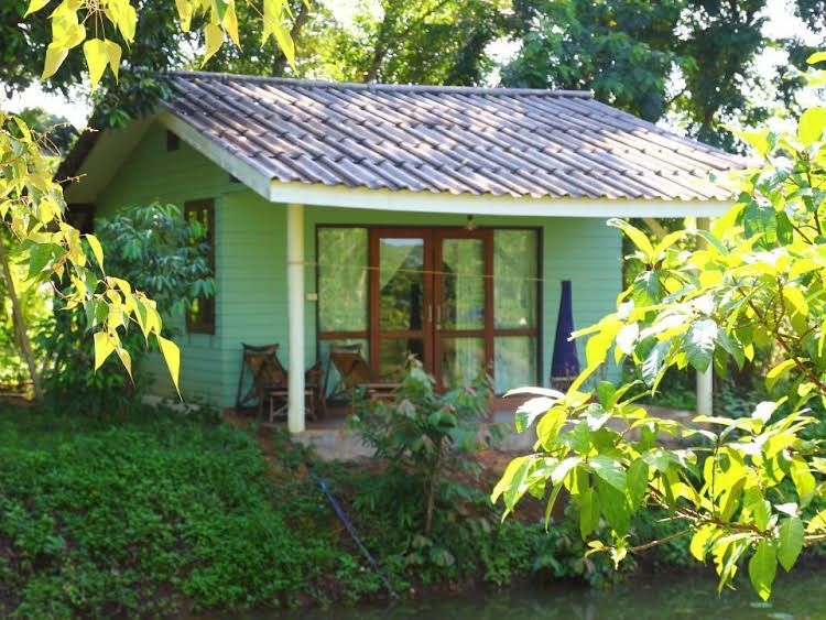 Kohmak Riverside Resort3