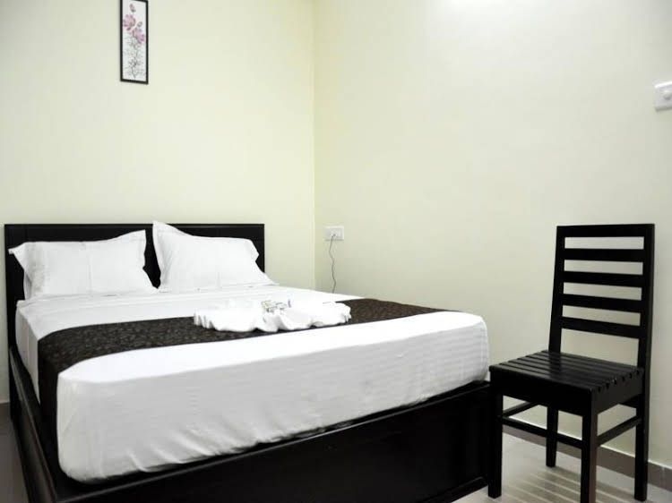 Delta Regency3