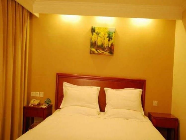 GreenTree Inn Tiantan Zhaogongkou Bridge Hotel2