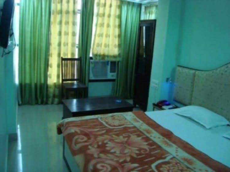 Hotel R K Excellency3