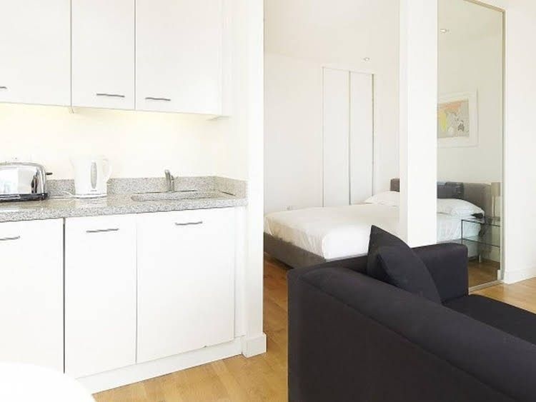 Fran Apartment1