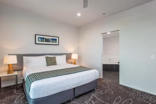 Deluxe Suite with Spa Bath