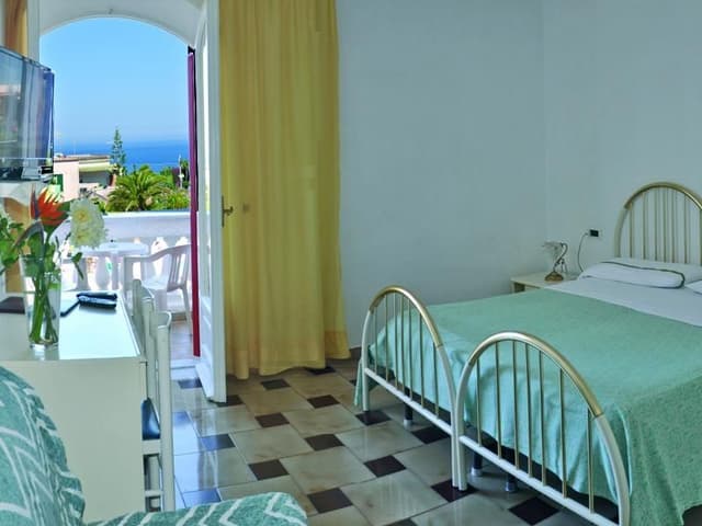 TRIPLE SEA VIEW