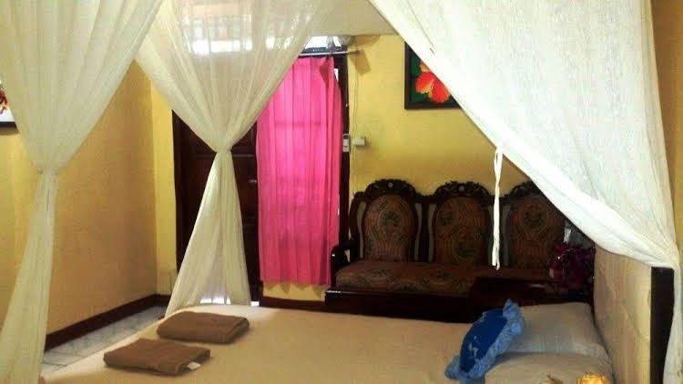 Mami In Homestay3