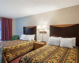 Econo Lodge Inn and Suites Econo Lodge Inn and Suites