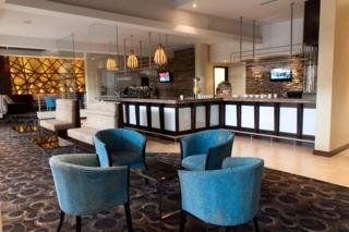 Premier Hotel Or Tambo4