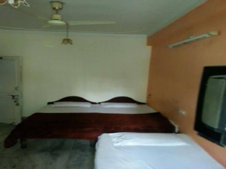 Love-Kush Hotel Love-Kush Hotel