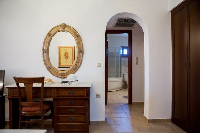 FAMILY ROOM DELUXE SUPERIOR