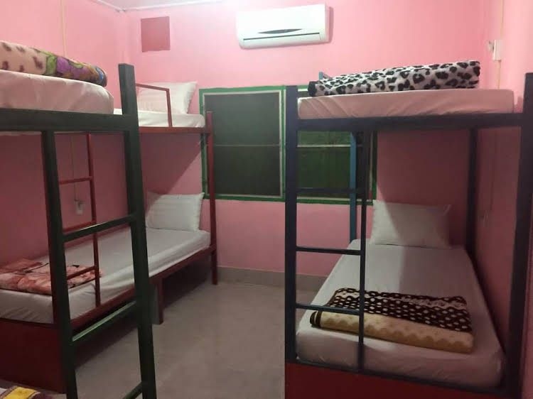 Real Vang Vieng Backpacker Hostel3