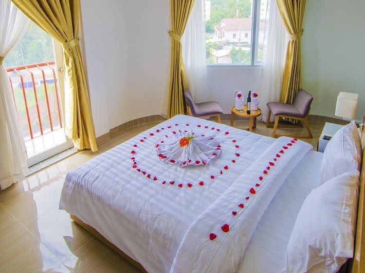 โรงแรมเซลลิง (Sailing Hotel)2