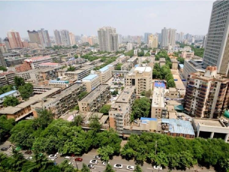 Xian Mark and Henry Apartment4