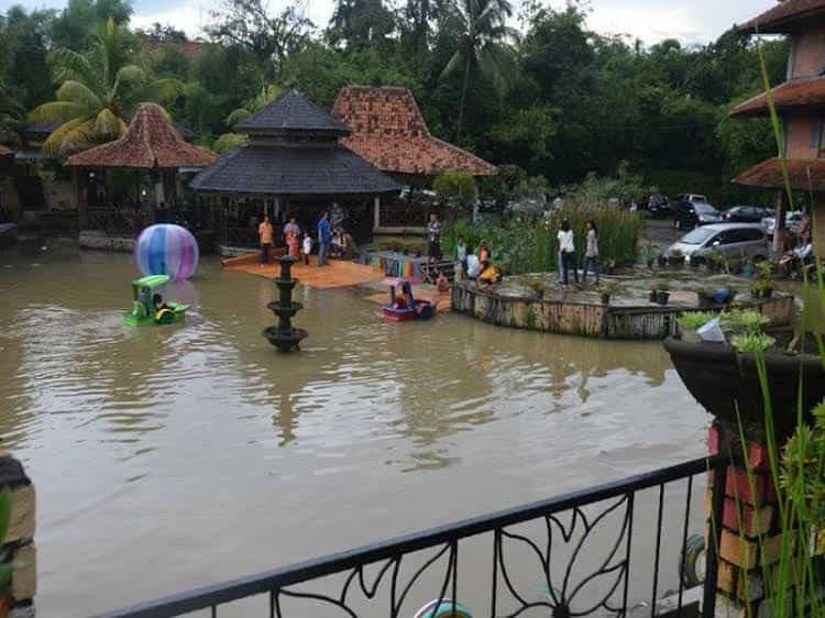 Kyriad Desa Gumati Sentul Kyriad Desa Gumati Sentul