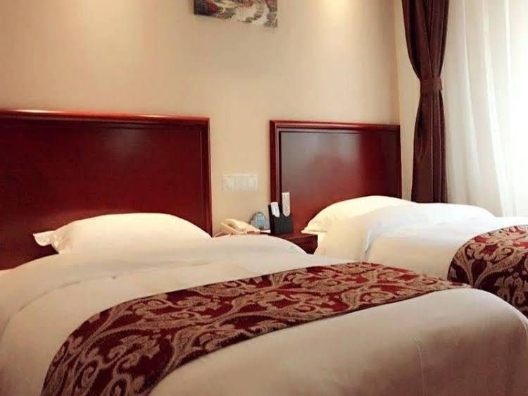 GreenTree Inn Beijing Yizhuang West Tongji Road Metro Station Express Hotel2