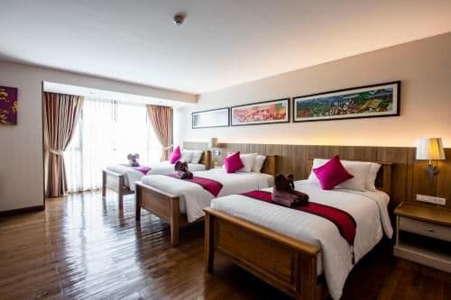 Triple Room