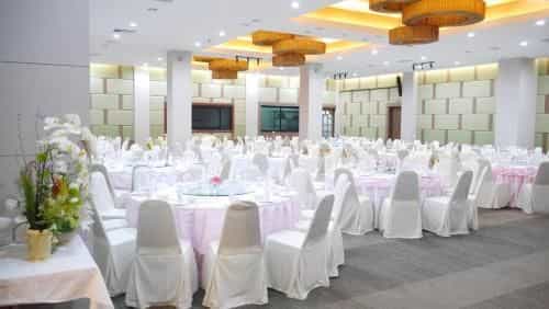 โรงแรมแกรนด์ ราชพฤกษ์ โรงแรมแกรนด์ ราชพฤกษ์