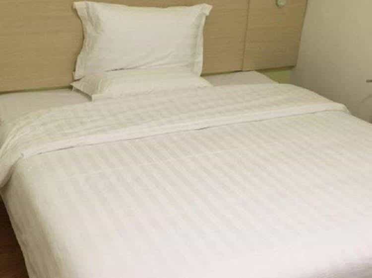 7 Days Inn Dalian Shahekou Railway Station Xian Road 7 Days Inn Dalian Shahekou Railway Station Xian Road