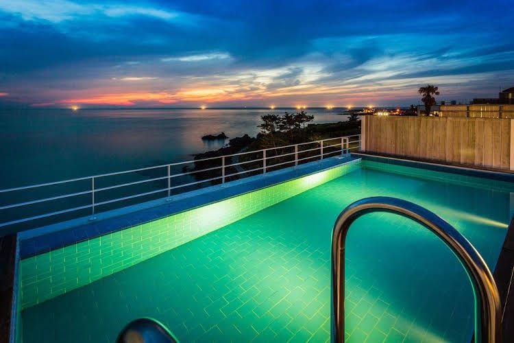 Cobeach Poolvilla Esmeralda2