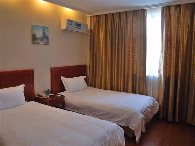 GreenTree Inn Shanghai Pudong Airport Huaxia East Road Lingkong Road Metro Station Express Hotel0