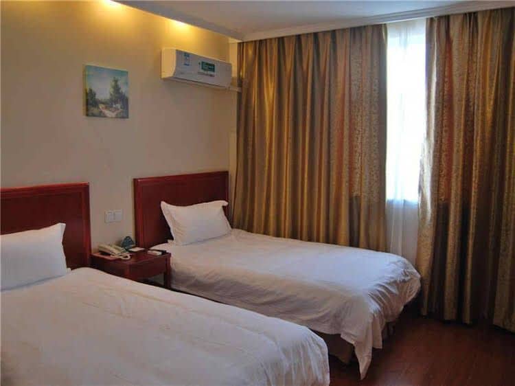GreenTree Inn Shanghai Pudong Airport Huaxia East Road Lingkong Road Metro Station Express Hotel GreenTree Inn Shanghai Pudong Airport Huaxia East Road Lingkong Road Metro Station Express Hotel