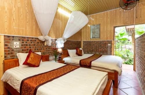 Double Room with Shared Bathroom
