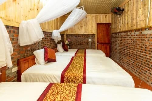 Triple Room with Shared Bathroom