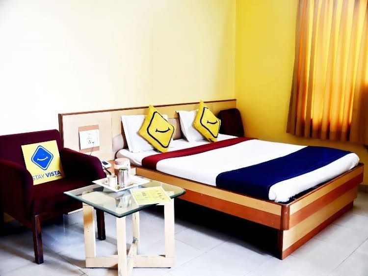 Vista Rooms at M.G.M College3