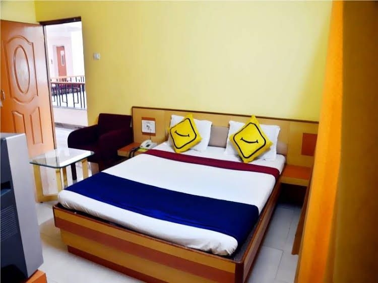 Vista Rooms at M.G.M College2