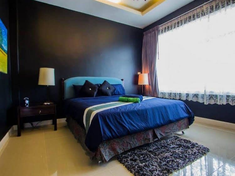 Pitbull Hotel Pitbull Hotel