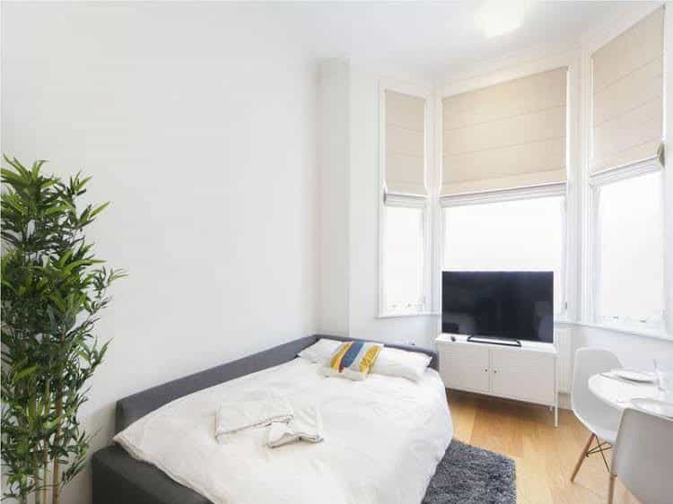 FG Property Earls Court- Castletown Road FG Property Earls Court- Castletown Road