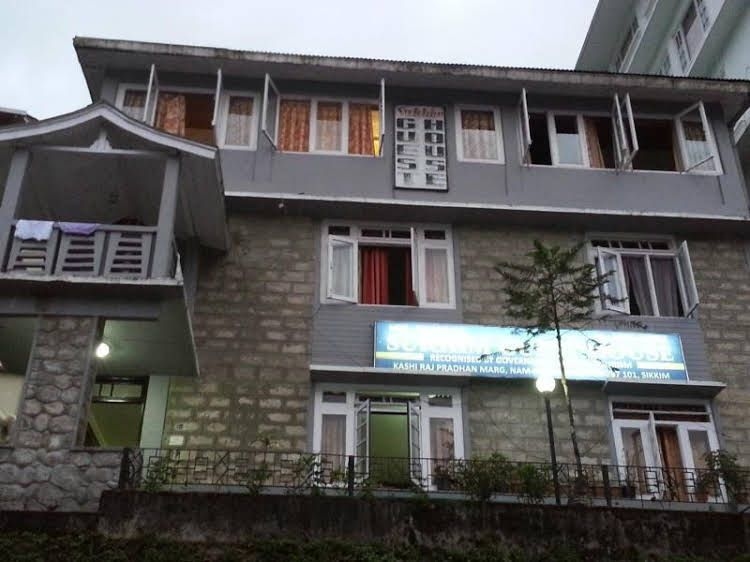 Sukhim Guest House3