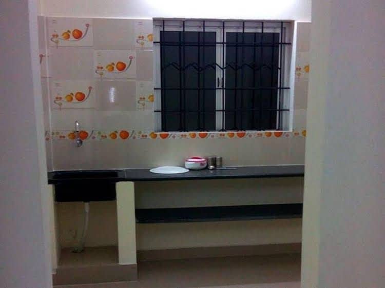 Vista Rooms at Adhiyaman College Vista Rooms at Adhiyaman College
