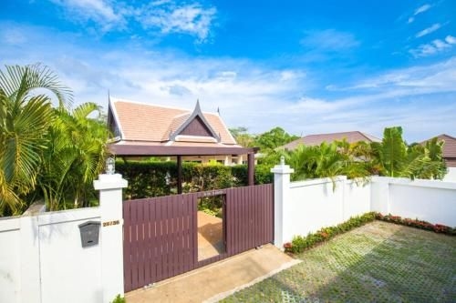 นกสวรรค์ วิลล่า บาย เจตตะ (Noksawan Villa by Jetta)1