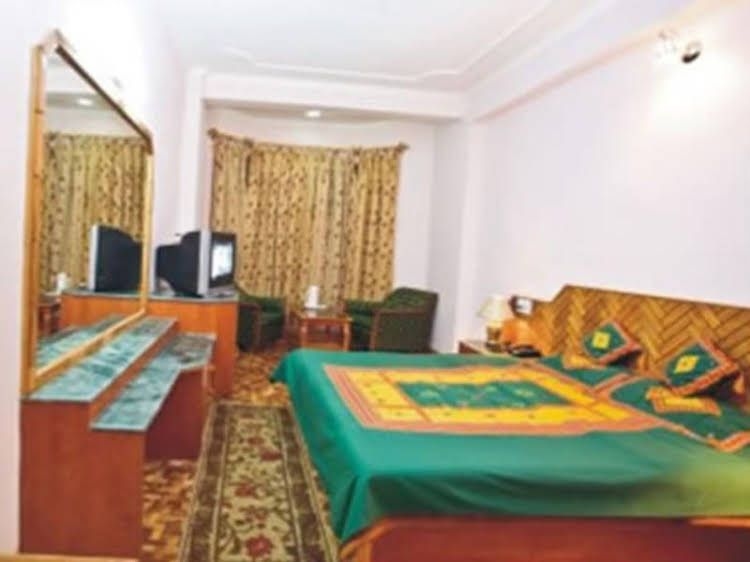 Hotel Satkar Residency2