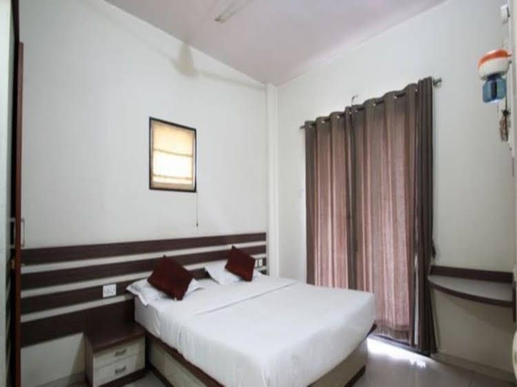 Satellite Serviced Apartments1
