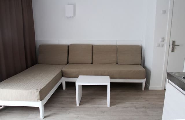 STUDIO STANDARD