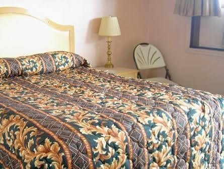 Brikcrete Motel Wyoming Grand Rapids3