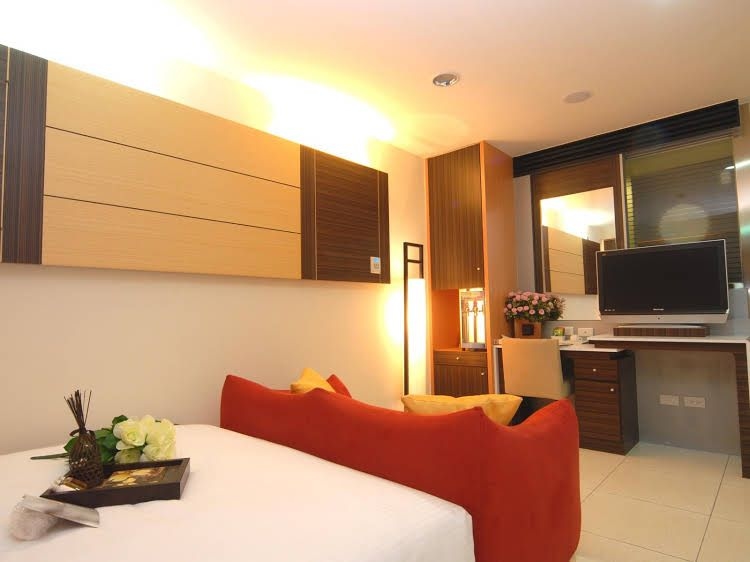 Life Hotel1