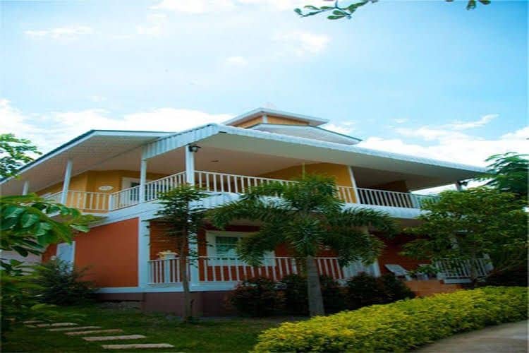โรงแรมเบลมอนท์ วิลเลจ โรงแรมเบลมอนท์ วิลเลจ